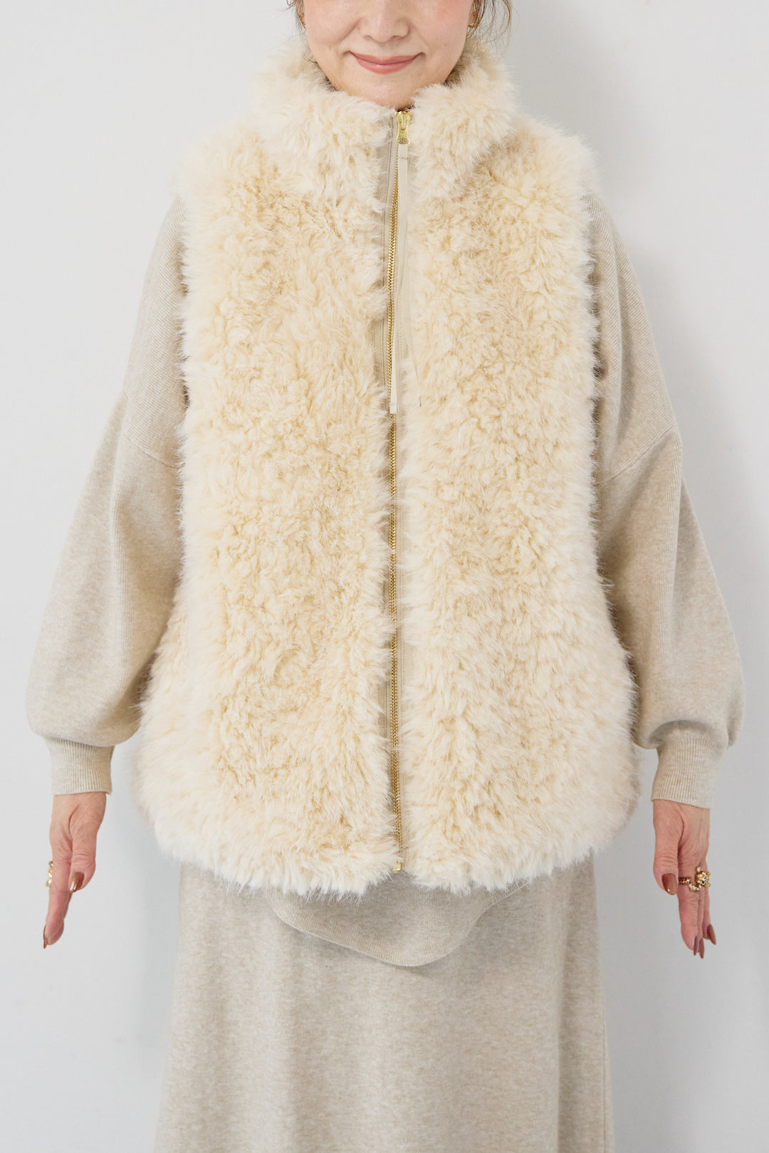 [SET]ロングミックスファーベスト+ニットアップ アシンメトリープルオーバー＆ロングスカート(2set)