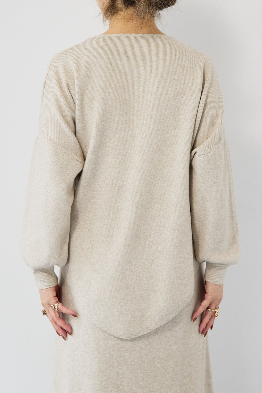 [SET]ロングミックスファーベスト+ニットアップ アシンメトリープルオーバー＆ロングスカート(2set)