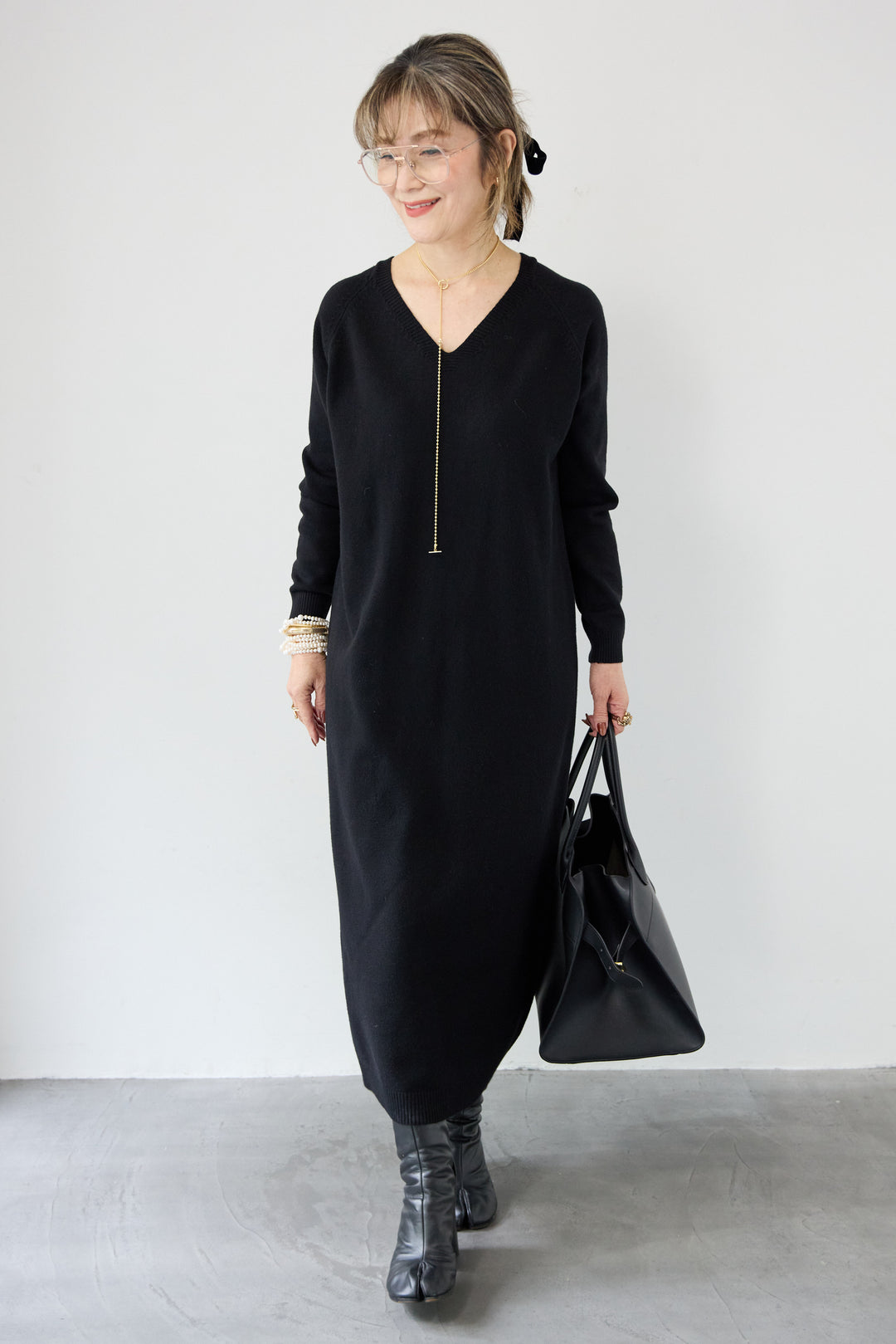 Vネック ロングニットワンピース