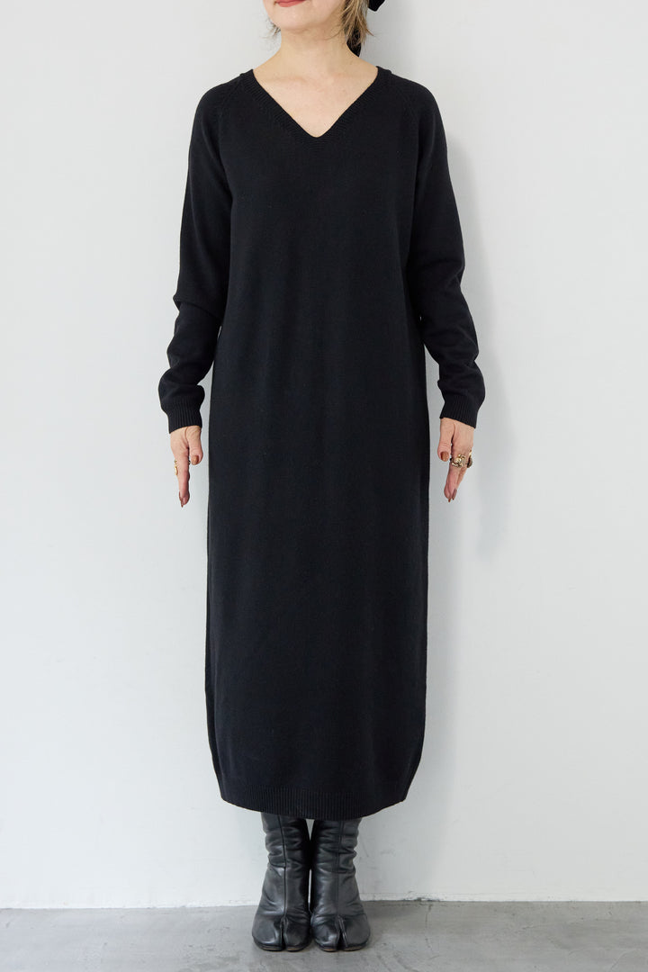 [SET]スタンドカラーケープコート+Vネック ロングニットワンピース(2set)