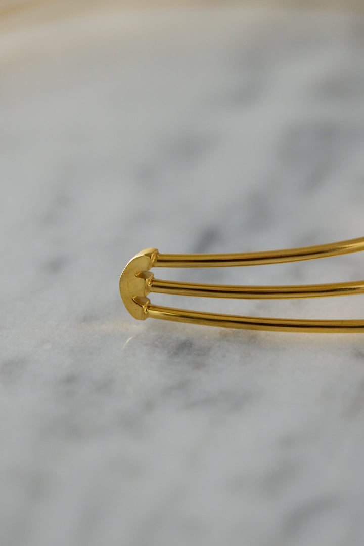 アーチラインメタルチョーカー