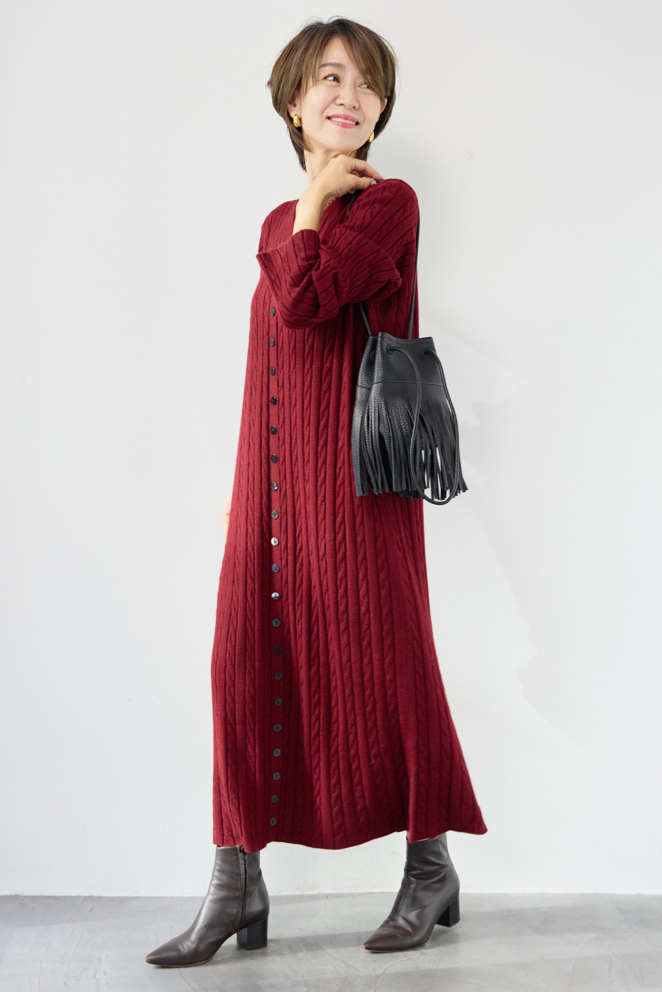 ケーブルニットワンピース– plusotoha