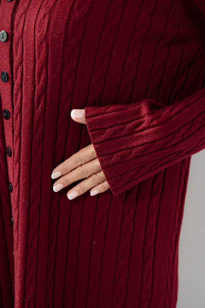 ケーブルニットワンピース