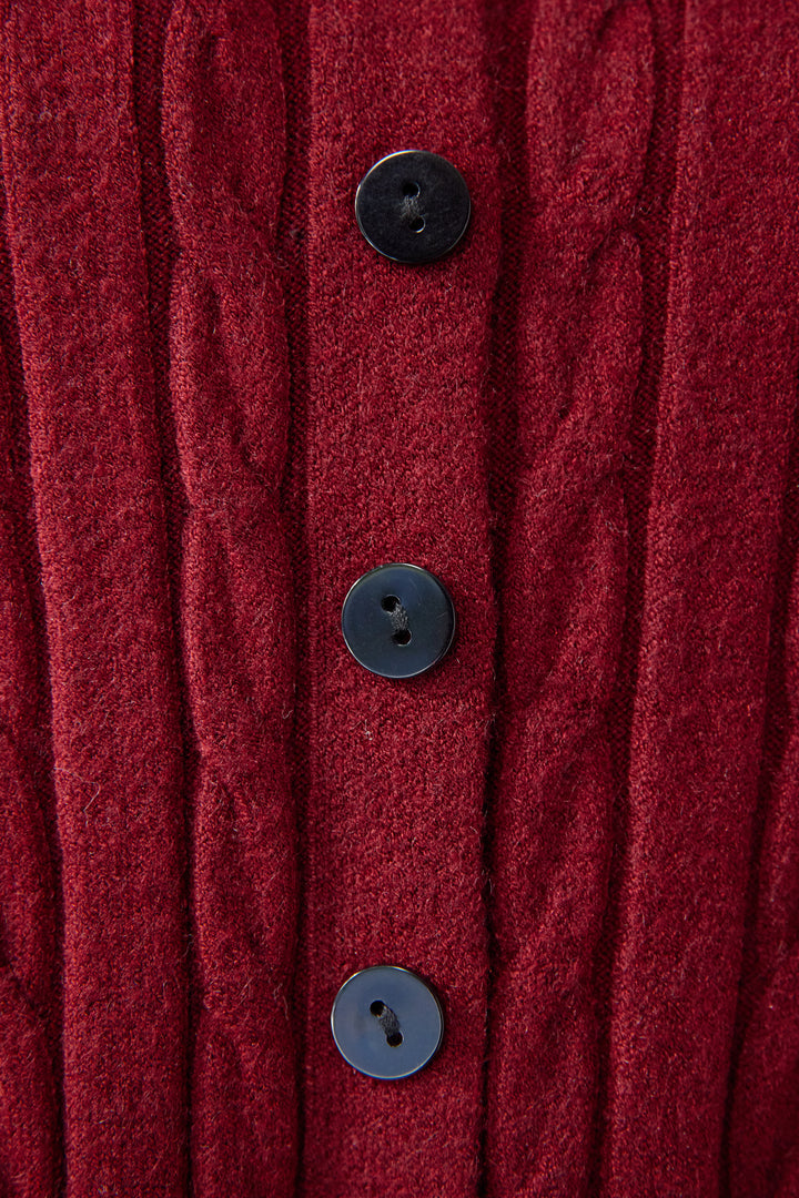 ケーブルニットワンピース