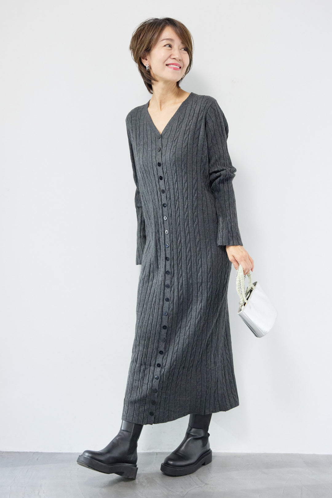 ケーブルニットワンピース
