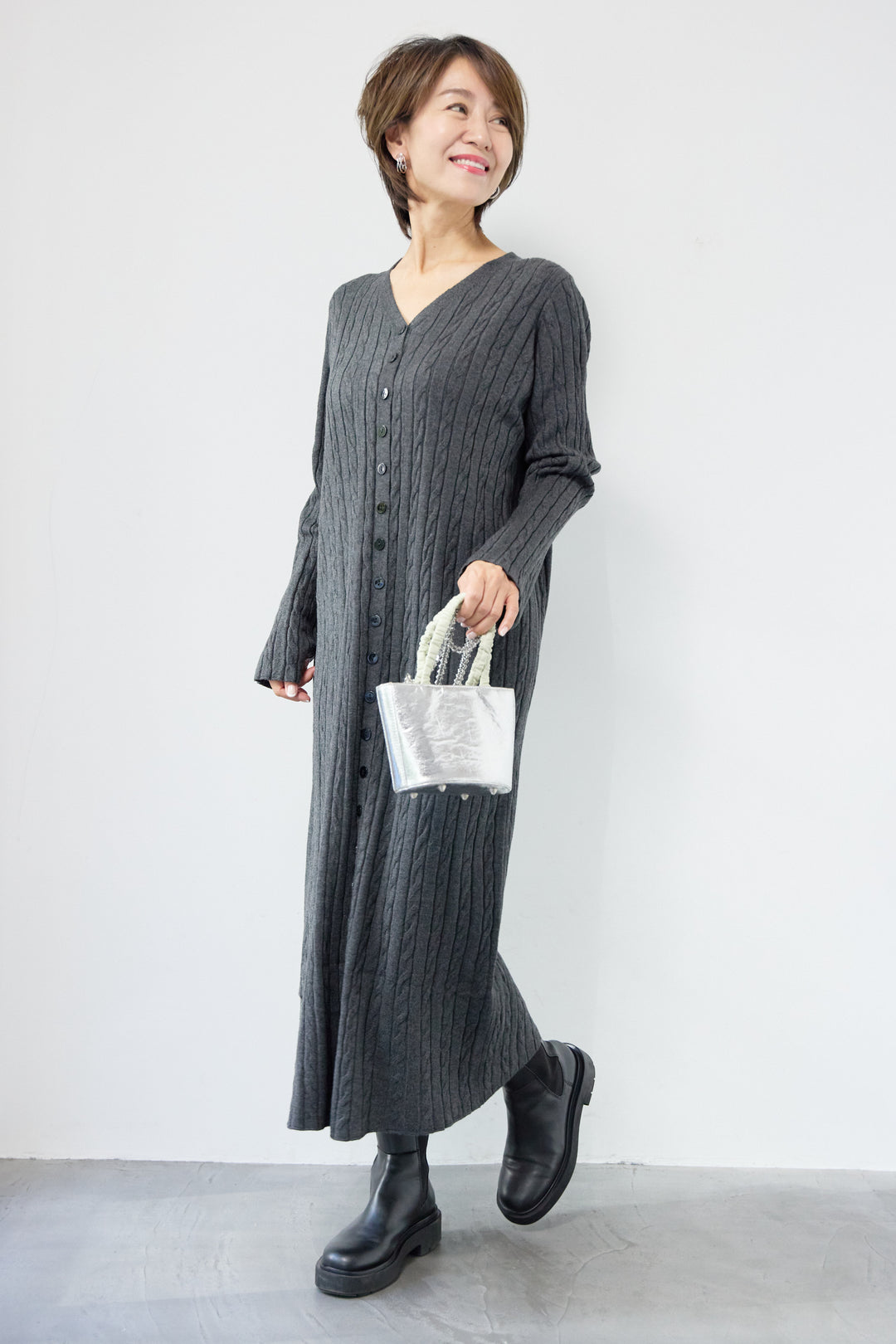 ケーブルニットワンピース