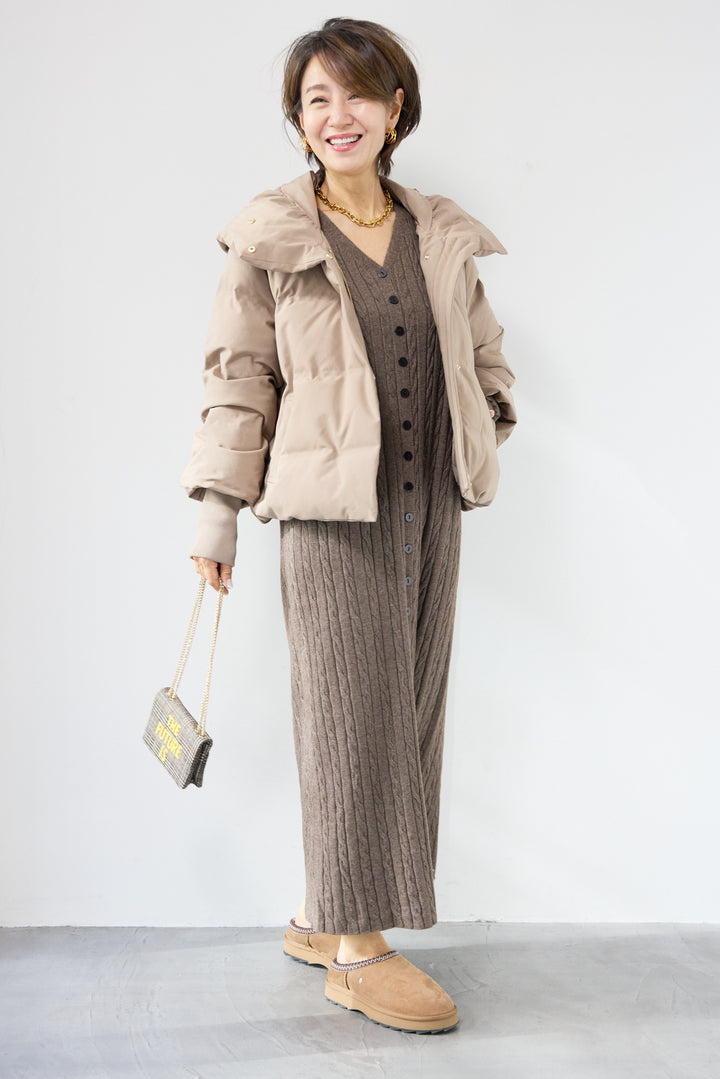 ケーブルニットワンピース