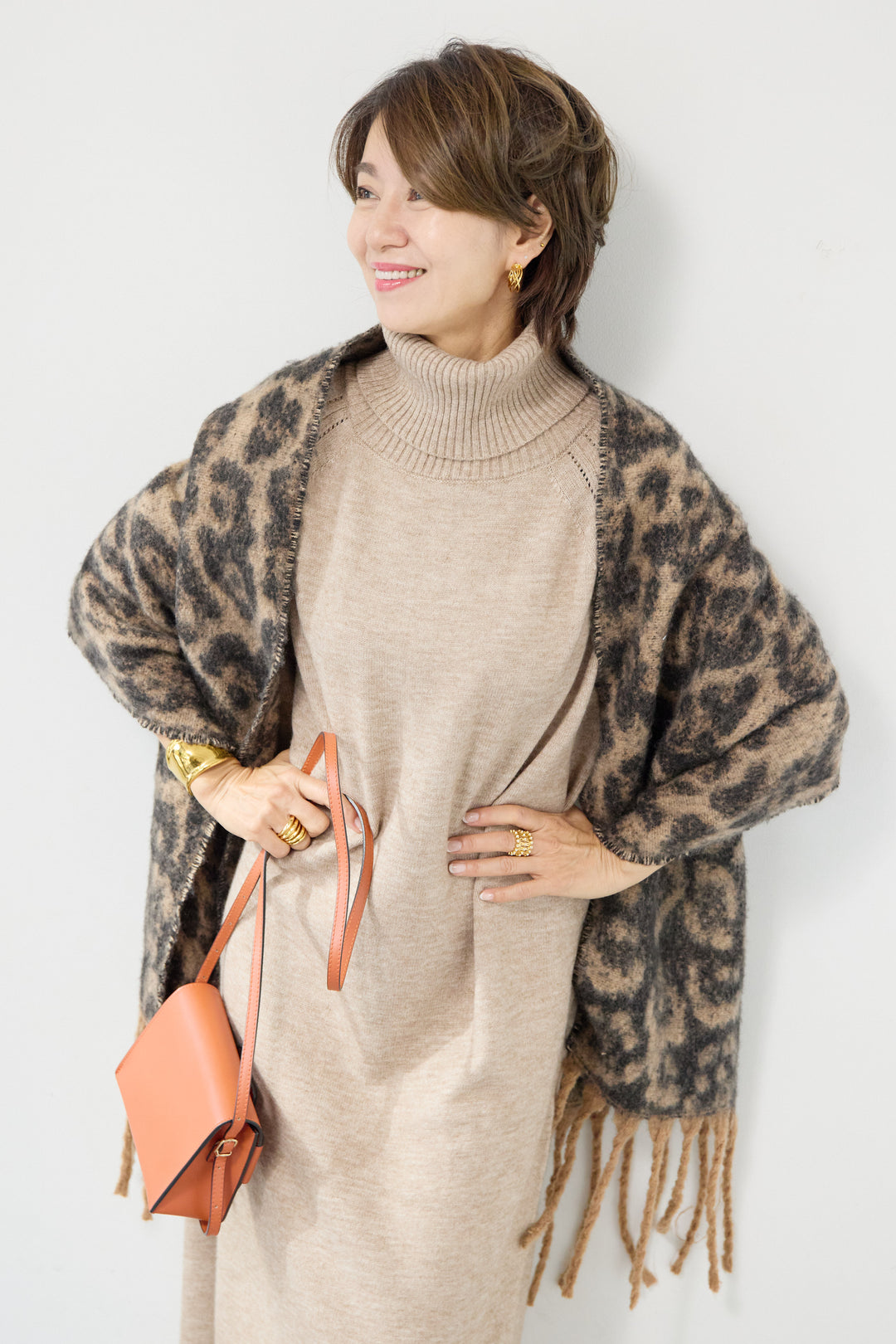 [SET]ルーズフィットタートルニットワンピース+レオパードストール(2set)