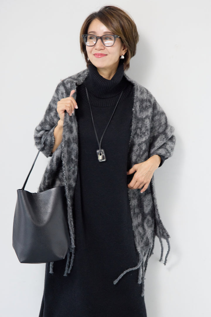 [SET]ルーズフィットタートルニットワンピース+レオパードストール(2set)