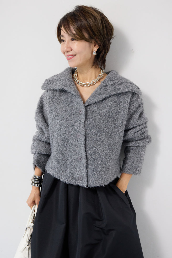 ブークレショートカーディガン