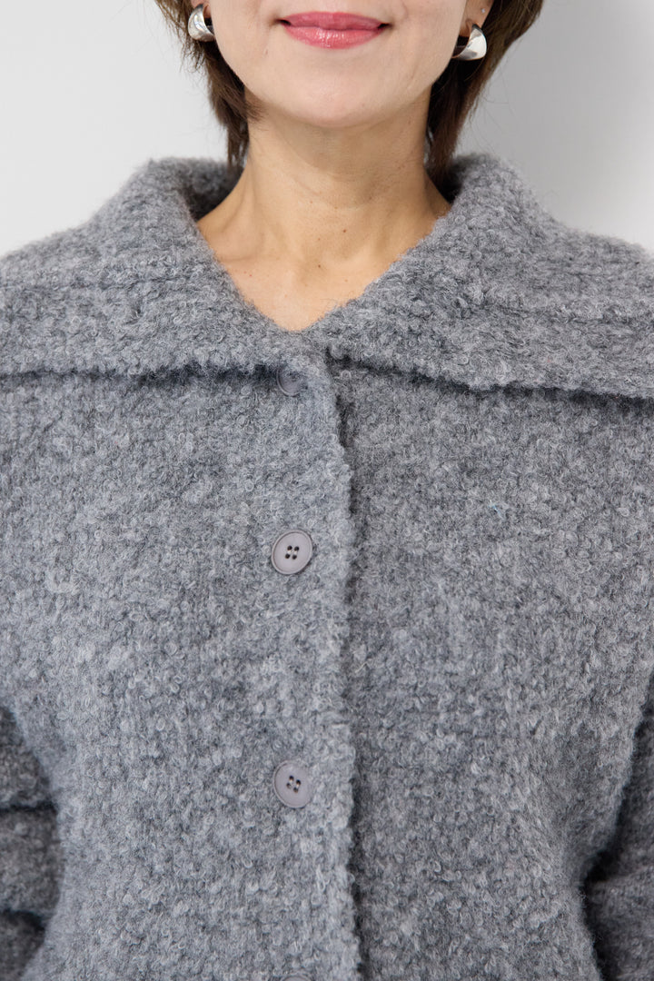 ブークレショートカーディガン