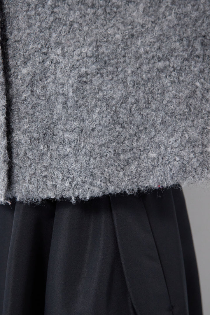 ブークレショートカーディガン