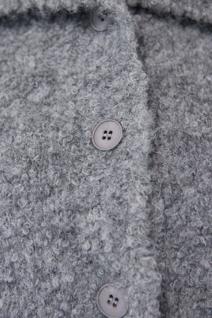 ブークレショートカーディガン