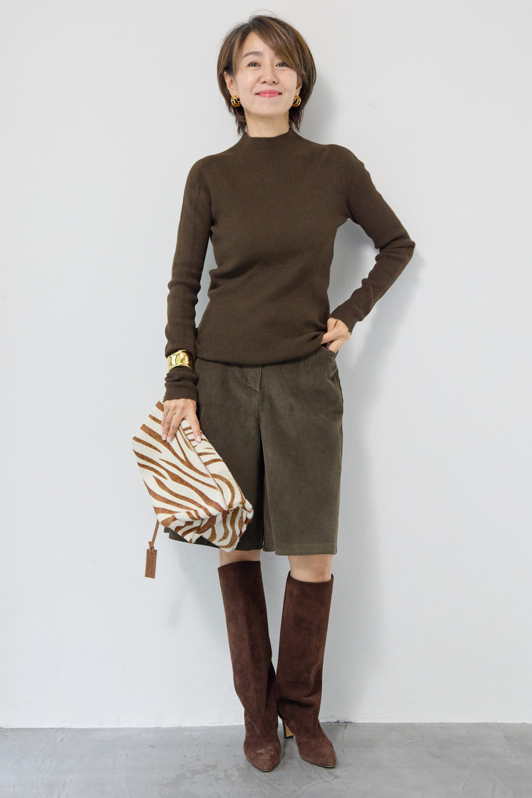 レイヤードタートルニット＋ケープトップ