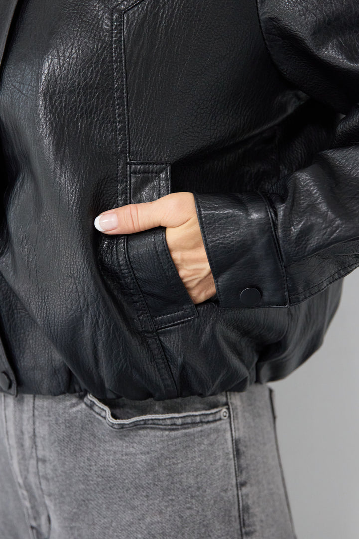 フェイクムートンカラーレザーブルゾン