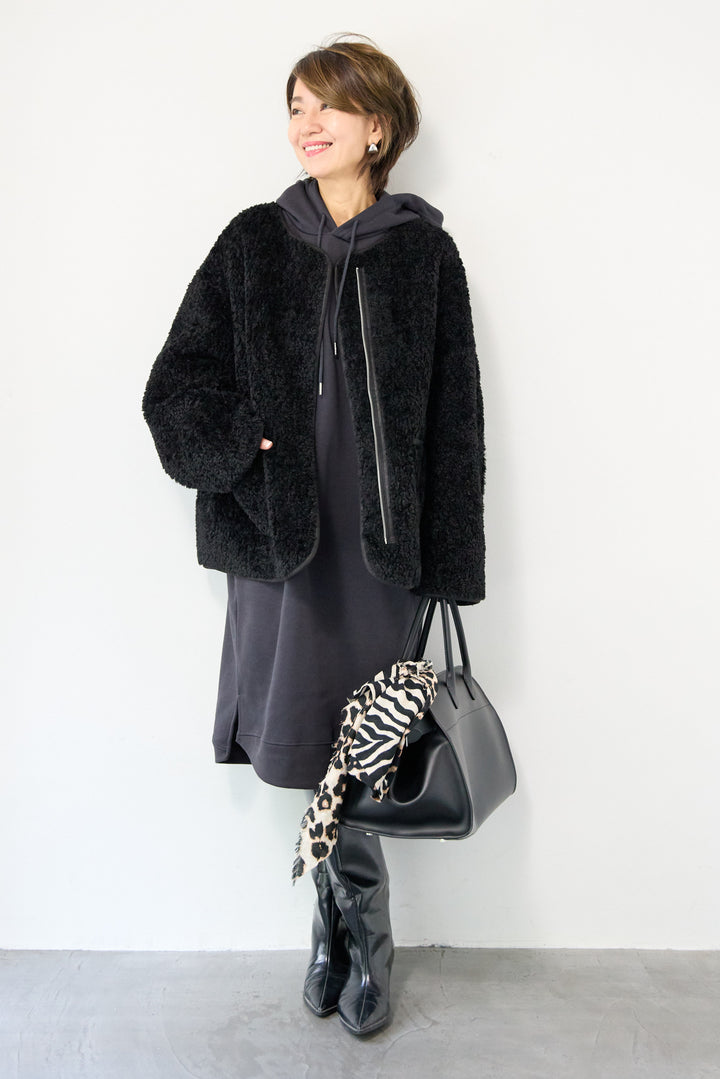 リバーシブルボアコート