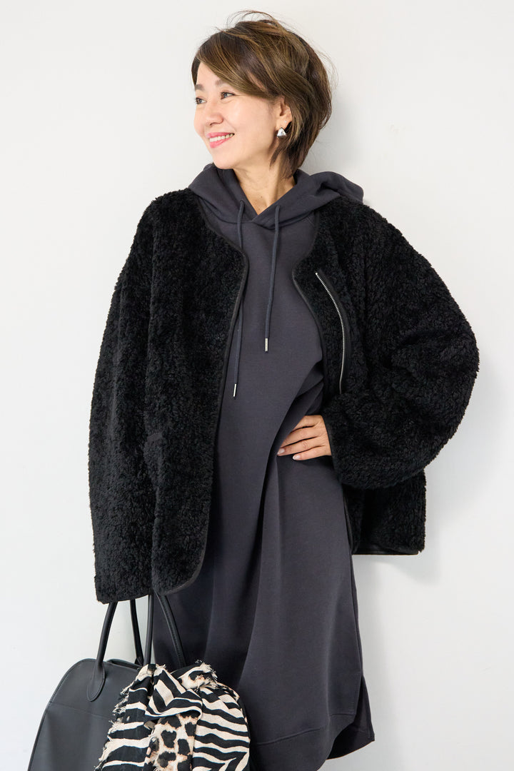 リバーシブルボアコート