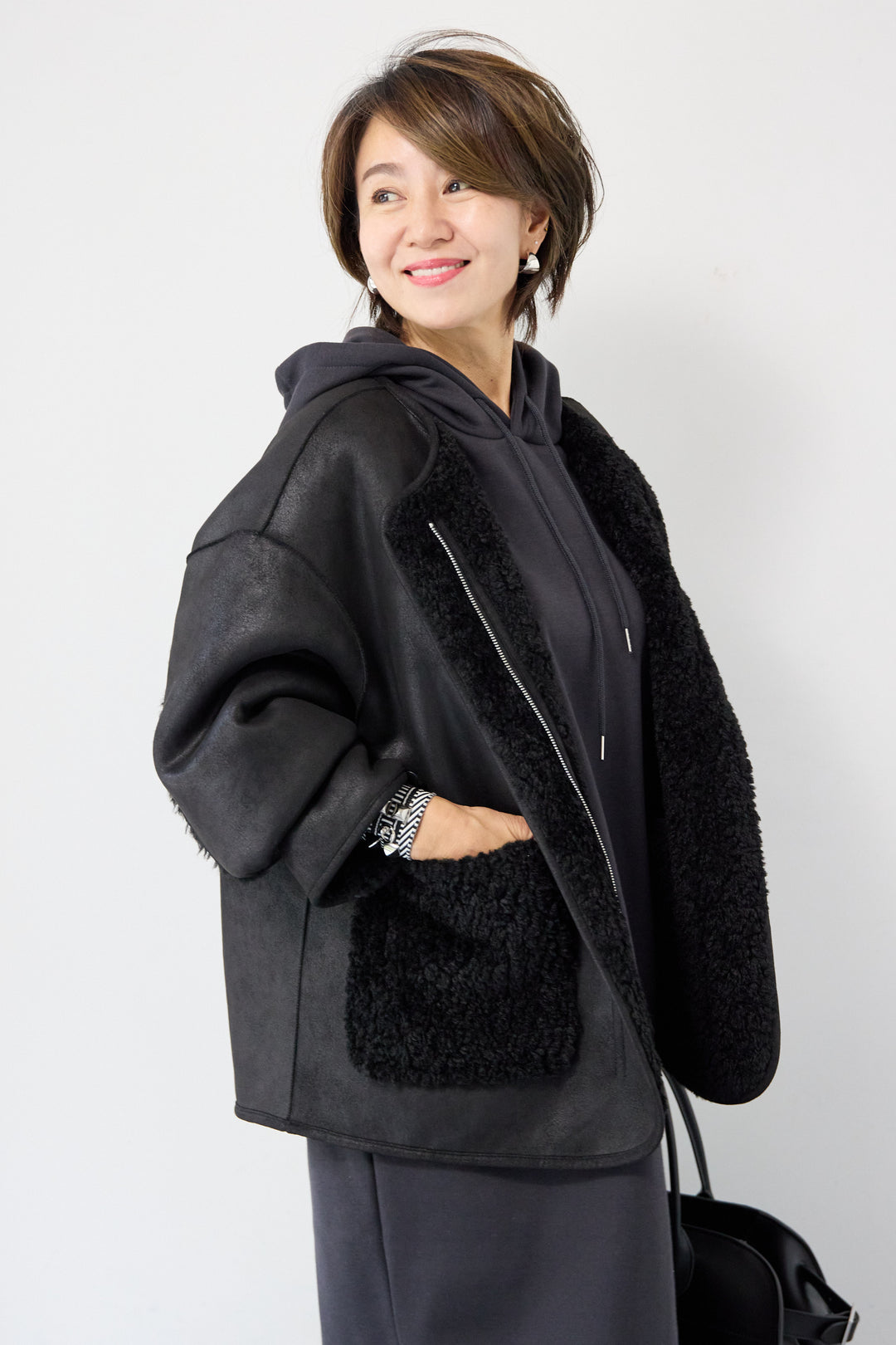 リバーシブルボアコート