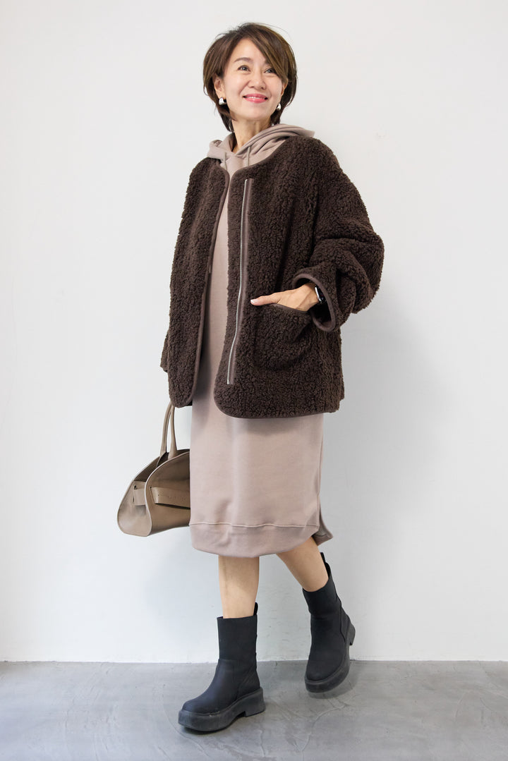 リバーシブルボアコート