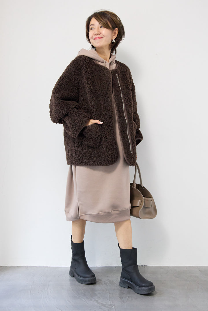 リバーシブルボアコート