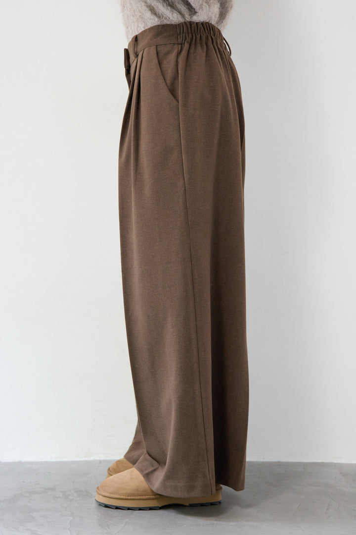 メルトンタックワイドパンツ