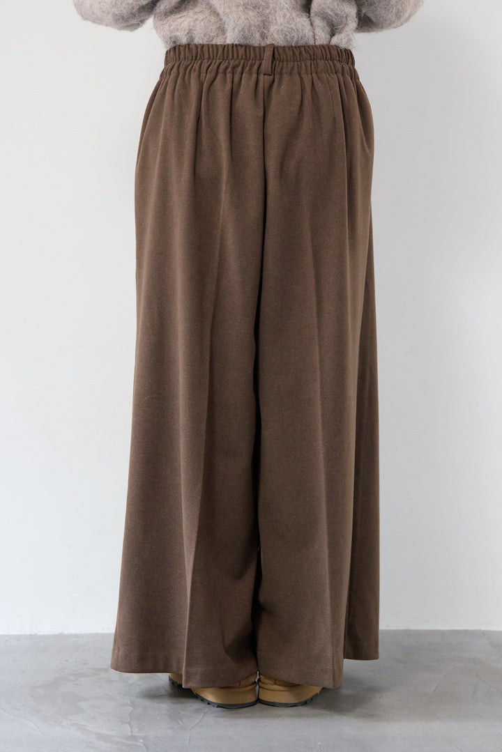 メルトンタックワイドパンツ