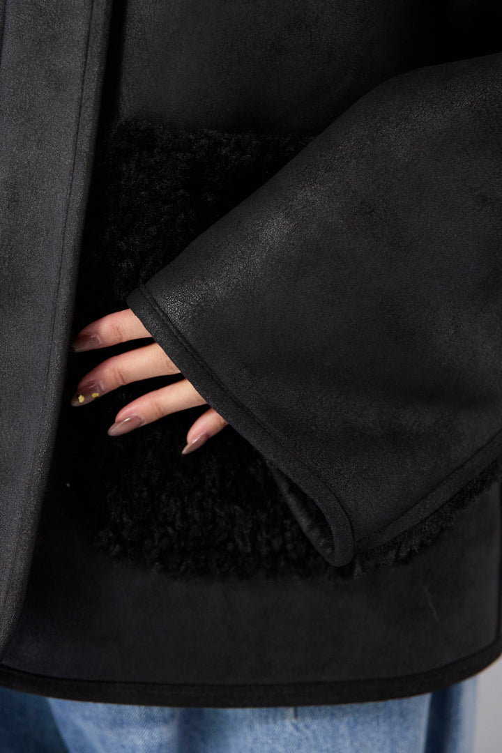 リバーシブルボアコート