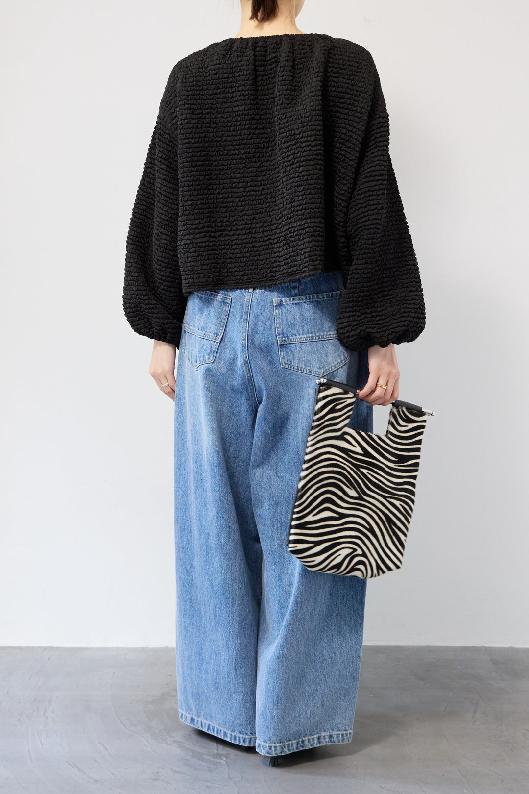 シャーリングブラウス