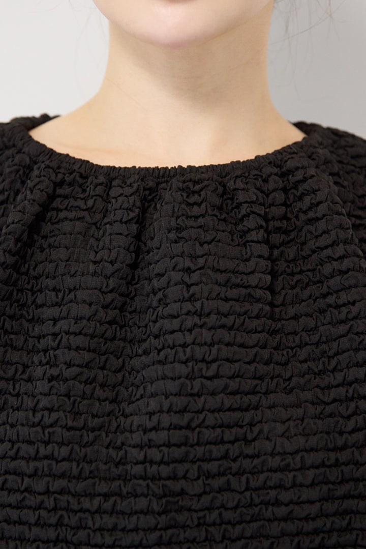 シャーリングブラウス