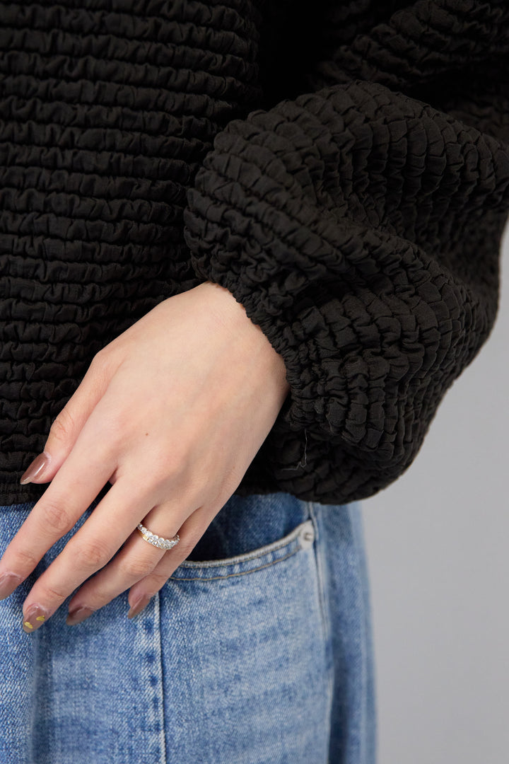 シャーリングブラウス