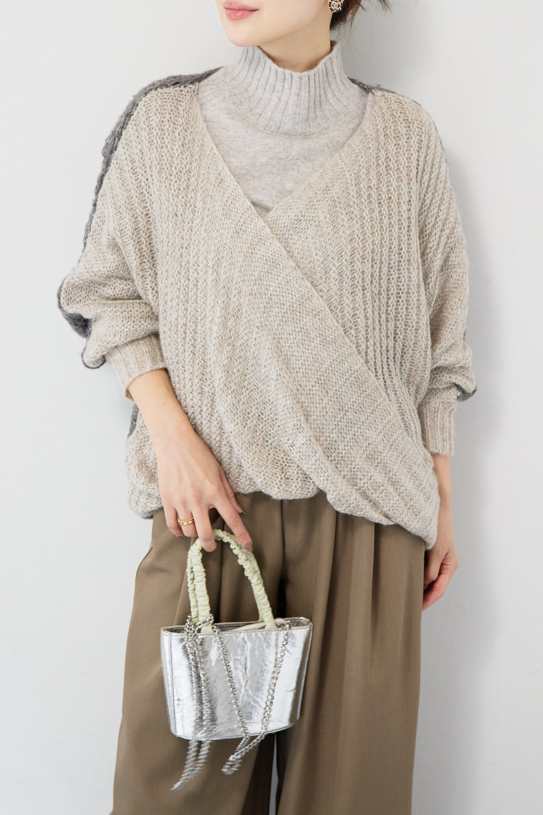 モヘヤラメカシュクールバイカラーニット