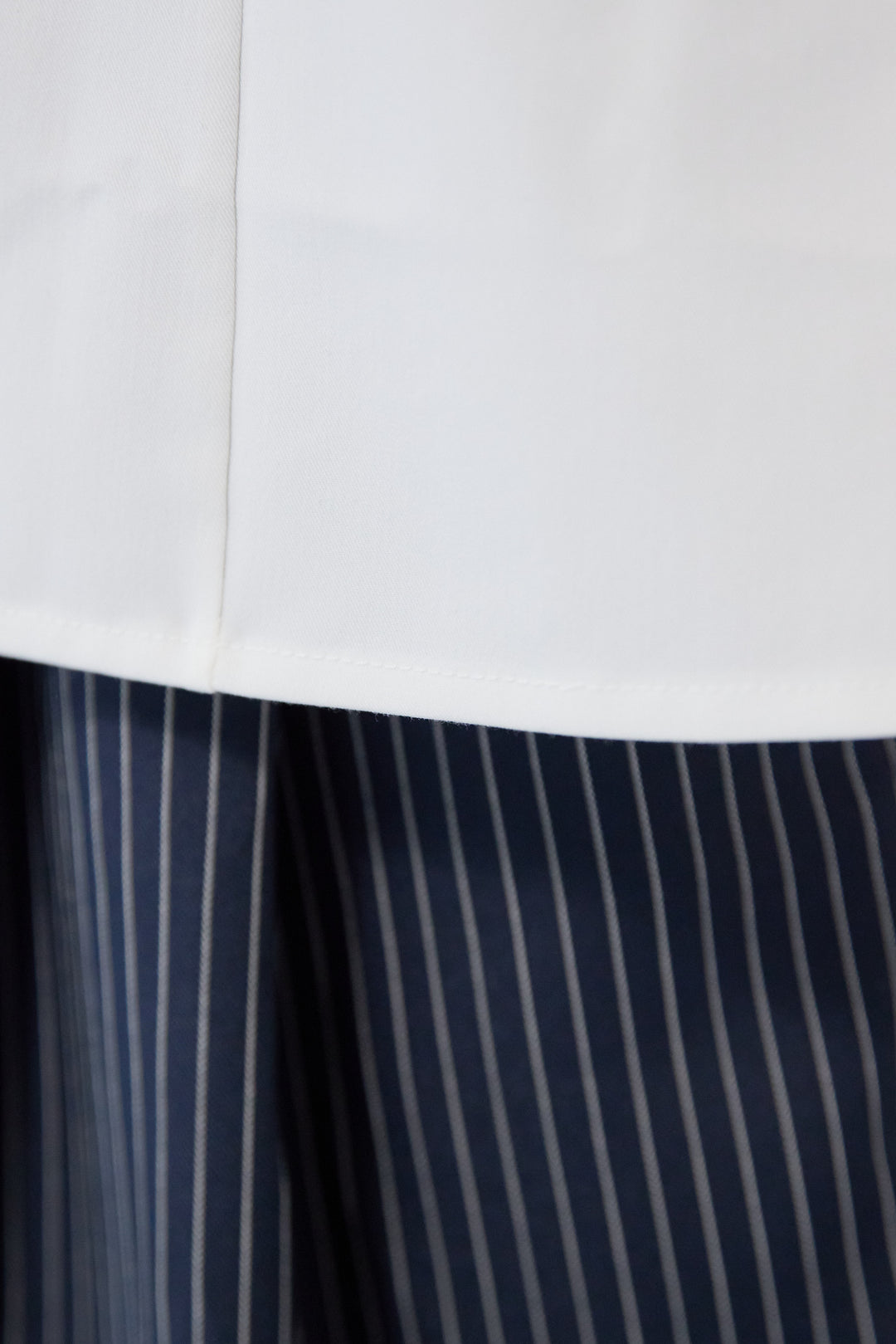 カラーデザインリブ袖トップス