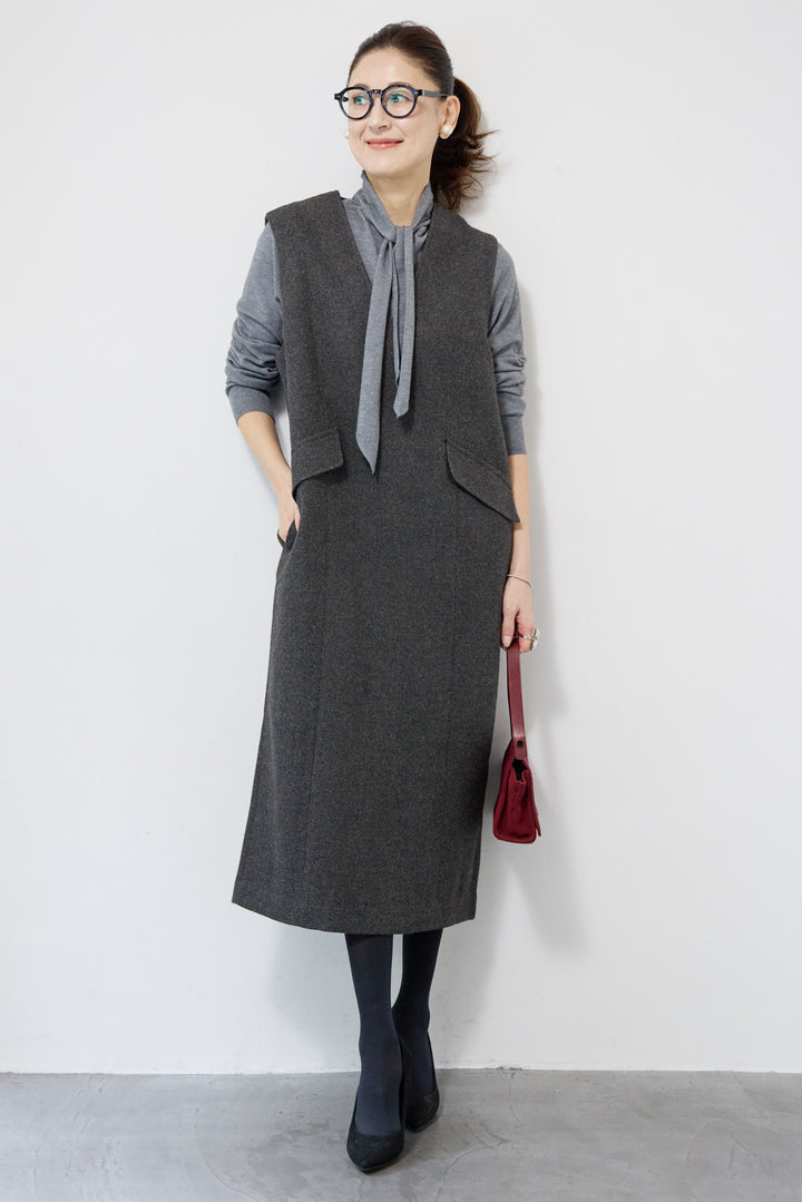 クラシカルジャンパースカート