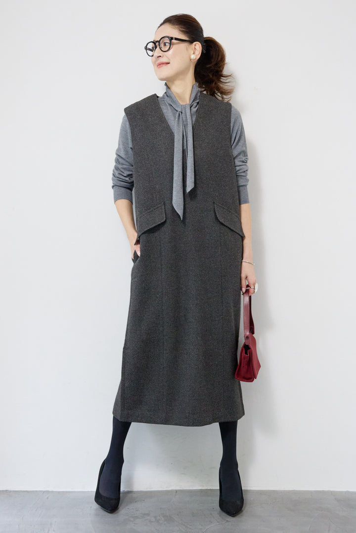 クラシカルジャンパースカート