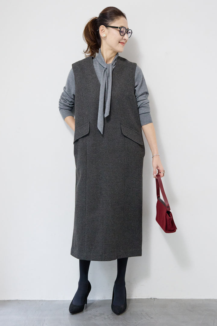 クラシカルジャンパースカート