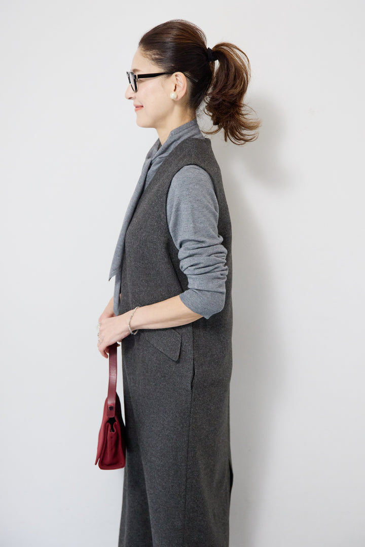 クラシカルジャンパースカート