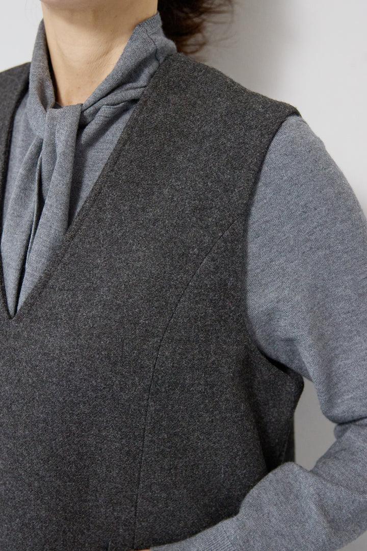 クラシカルジャンパースカート