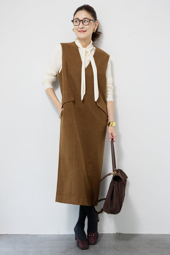 クラシカルジャンパースカート