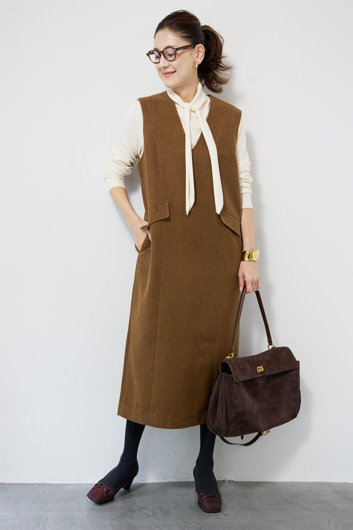 クラシカルジャンパースカート