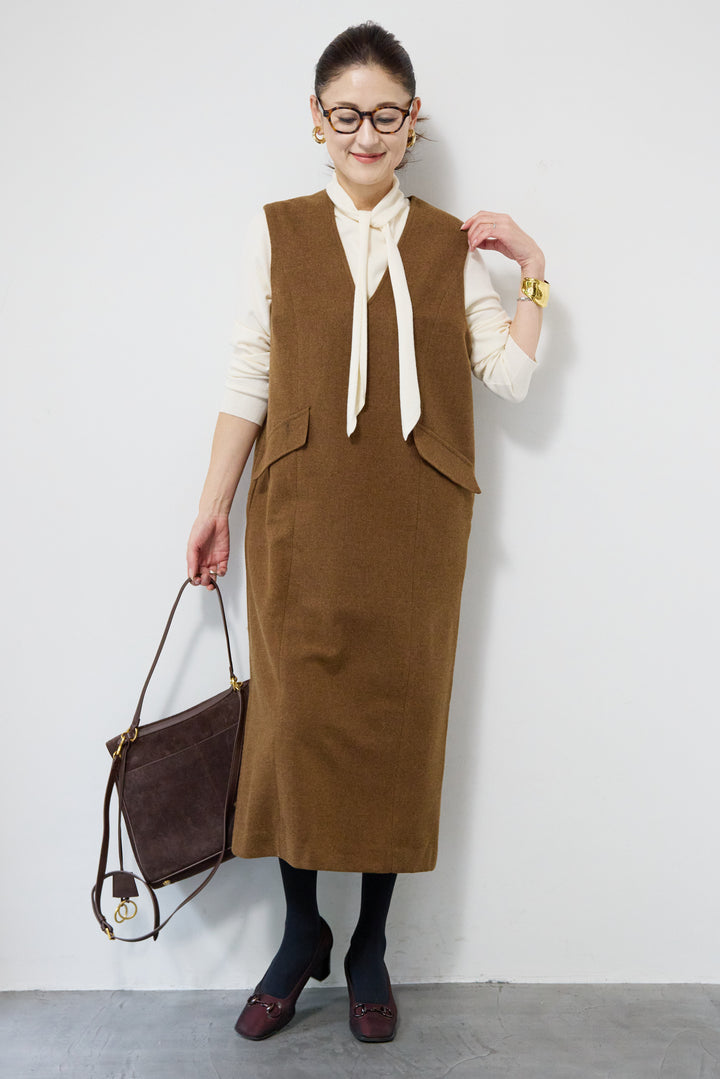 クラシカルジャンパースカート