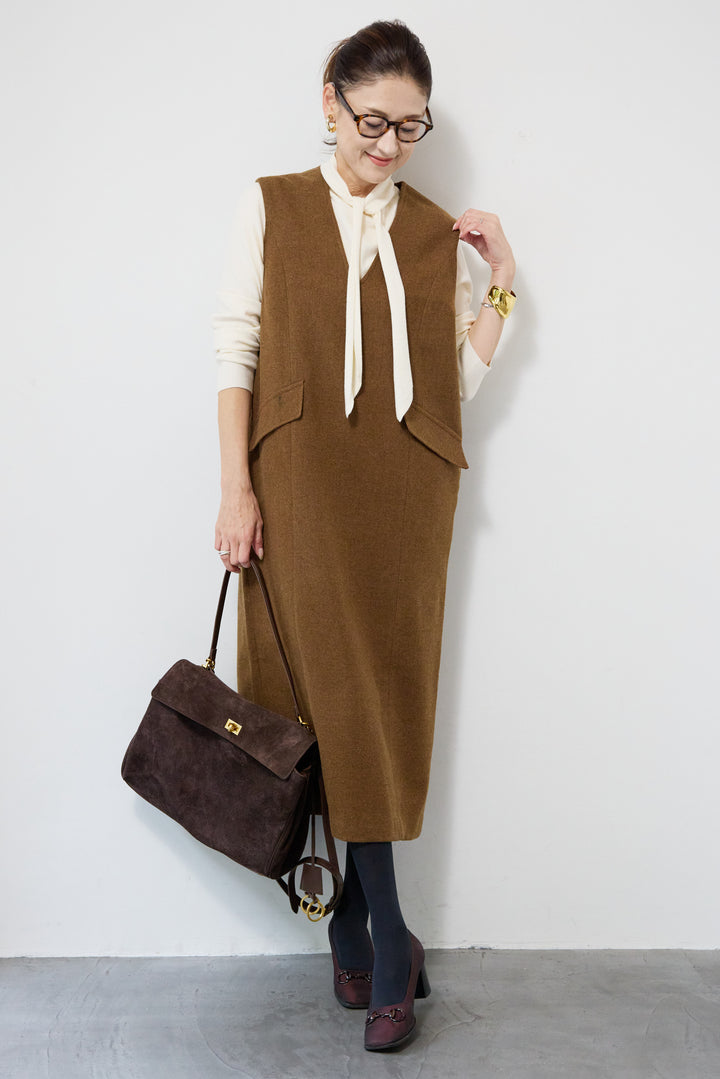 クラシカルジャンパースカート