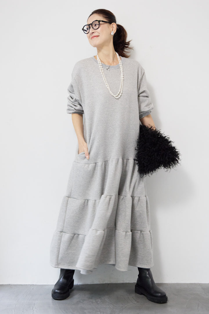 裏起毛ティアードスウェットワンピース