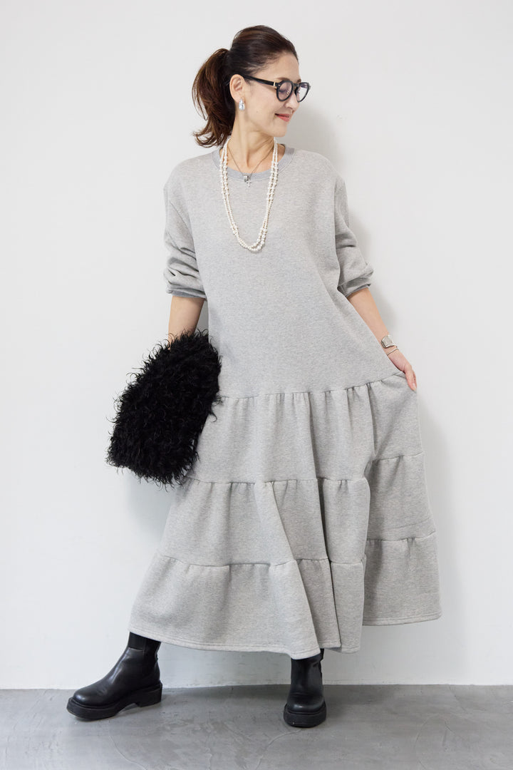 裏起毛ティアードスウェットワンピース