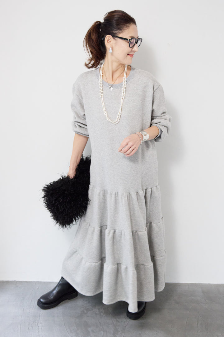裏起毛ティアードスウェットワンピース