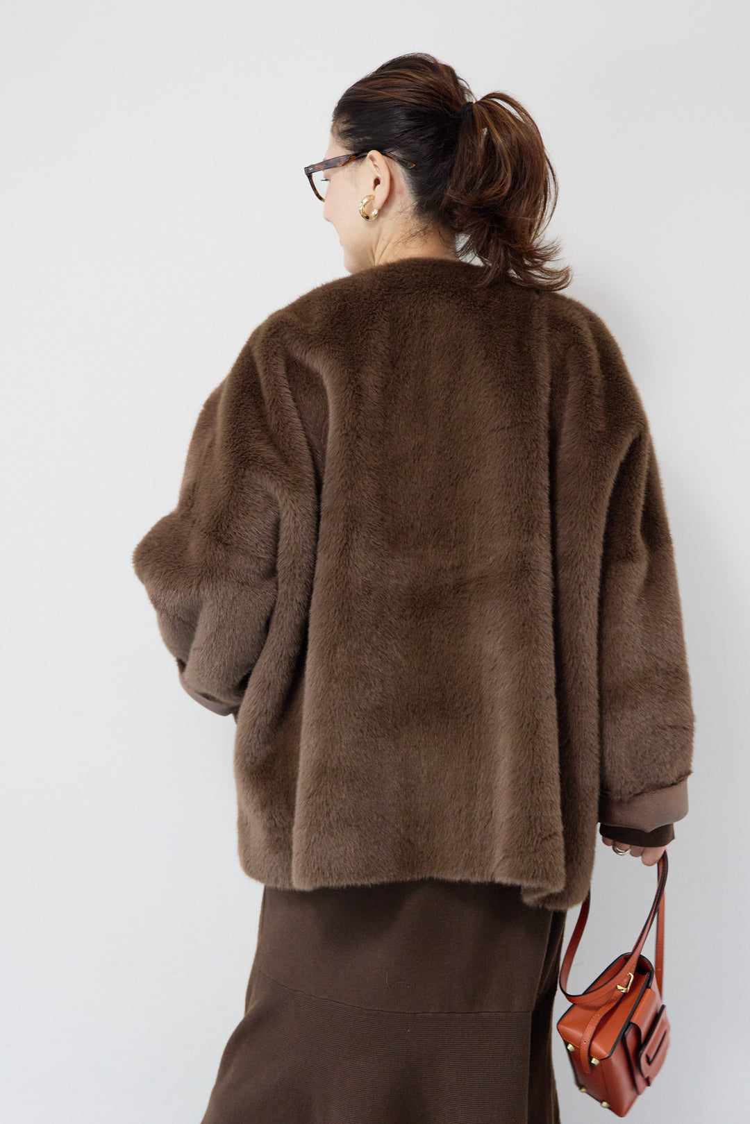 フェイクファーVネックコート