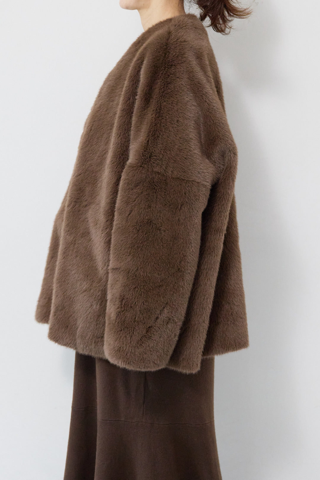 フェイクファーVネックコート