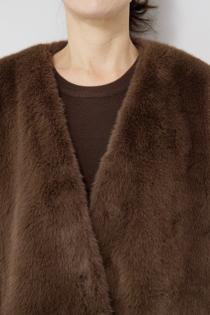 フェイクファーVネックコート