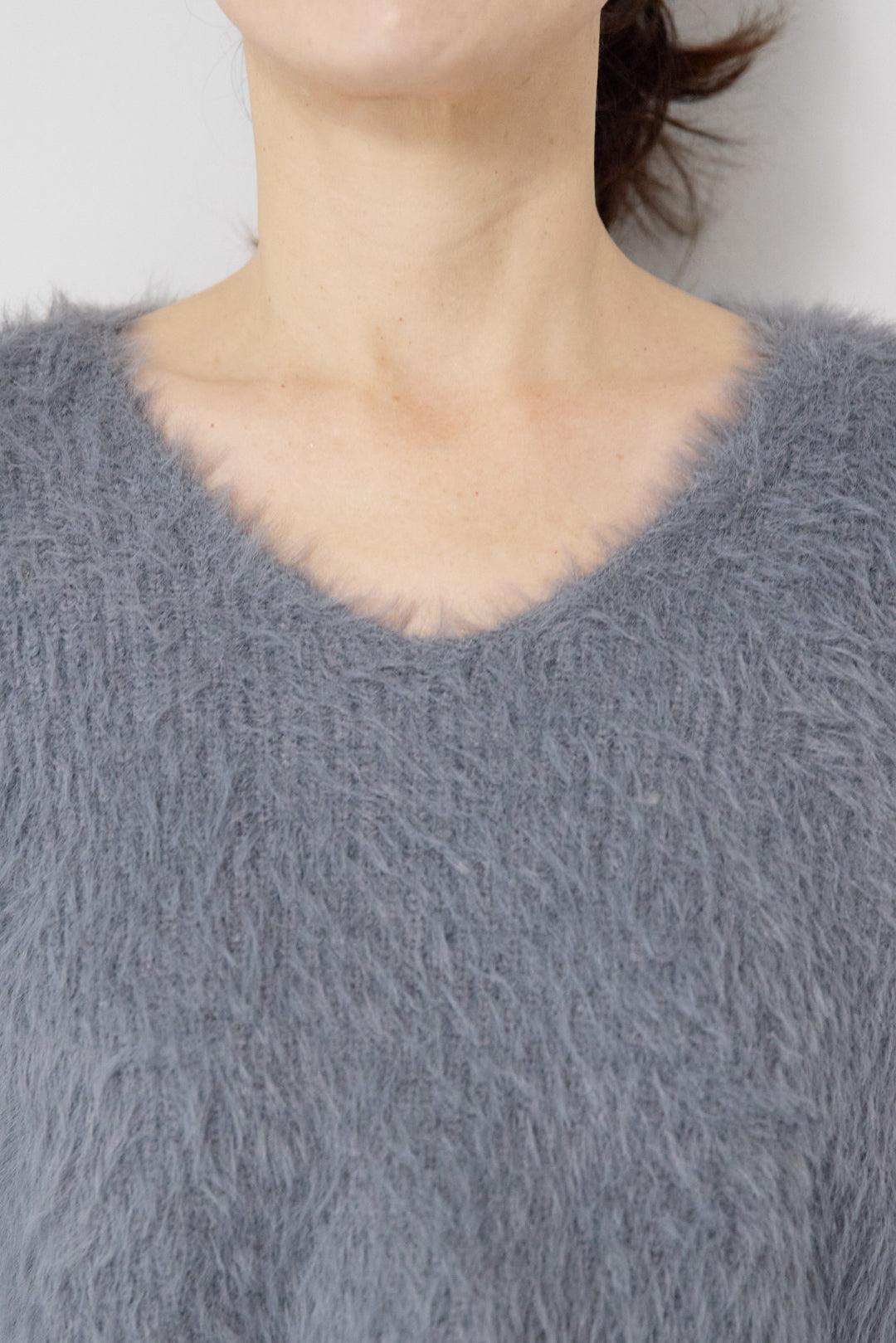 クロップド丈シャギーニット