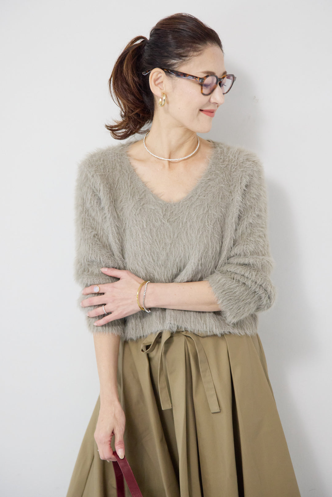 クロップド丈シャギーニット