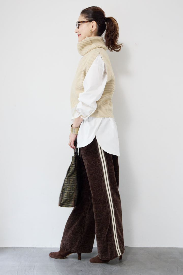 リブタートルショートベスト